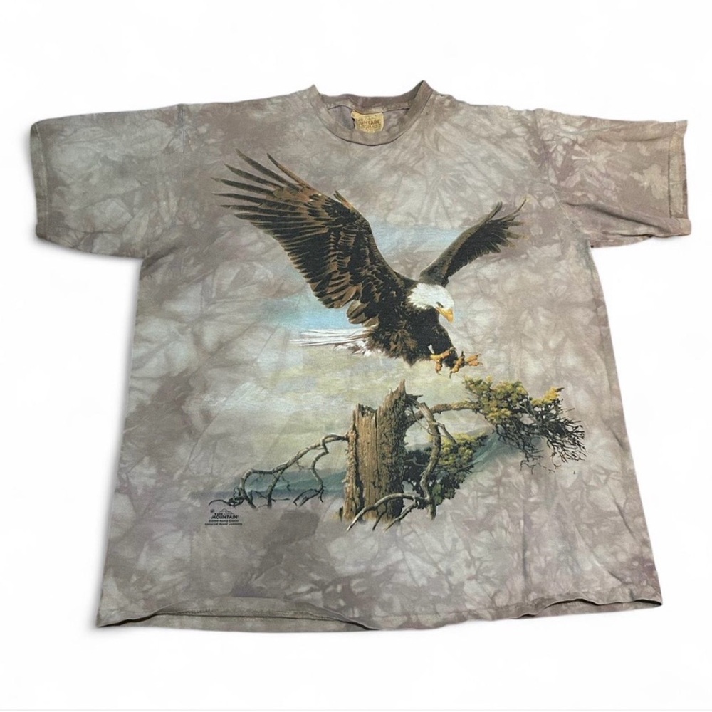 2000’s Vintage The Mountain Eagle Graphic T-Shirt